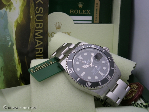 ROLEX SUBMARINER 116610LN 2010 DSCN5279_b59a2f.JPG