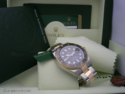 ROLEX SUBMARINER 116613LN 2010 DSCN5360_a44001.JPG