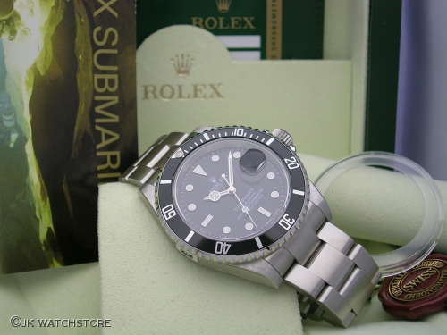 ROLEX SUBMARINER 16610 2009 DSCN5731_81192e.JPG