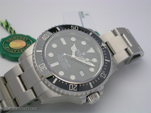 ROLEX SEADWELLER 116600 2017 DSCN5899_00b53f.JPG