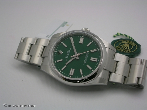 ROLEX OYSTER-PERPETUAL 41MM 124300 GREEN DIAL 2020 DSCN6000_6e1af3.JPG
