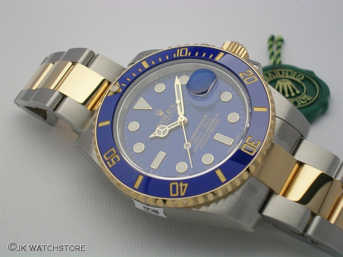 ROLEX SUBMARINER 116613LB 2016 DSCN6039_b7b7fc.JPG