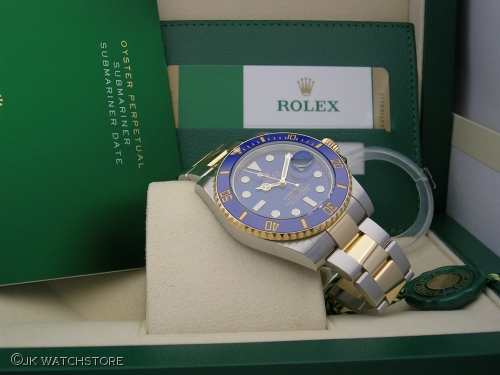 ROLEX SUBMARINER 116613LB 2016 DSCN6422_182677.JPG