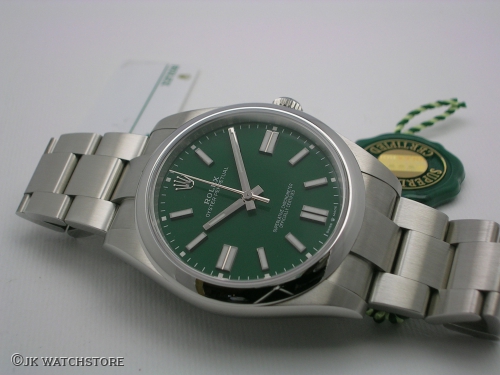 ROLEX OYSTER-PERPETUAL 41MM 124300 GREEN DIAL 2025 DSCN6456_5498b6.JPG