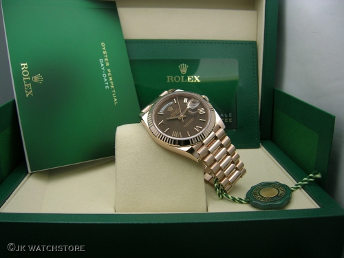 ROLEX DAYDATE 40 228235 2025 DSCN6573_fb61ab.JPG