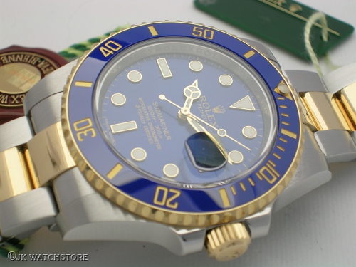 ROLEX SUBMARINER 116613LB 2015 DSCN6825_10856c.JPG