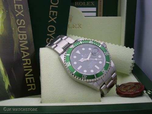 ROLEX SUBMARINER 16610LV 2009 DSCN6850_4933ab.JPG