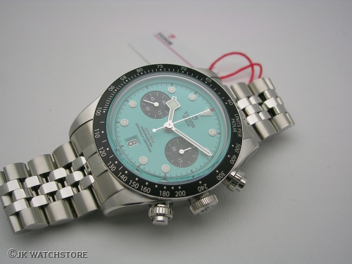 TUDOR BLACK BAY CHRONO 79360N 2026 FLAMENGO BLUE DSCN6889_f5c34e.JPG