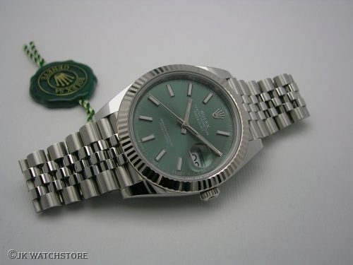 ROLEX DATEJUST 41 126334 MINT GREEN DIAL 2024 DSCN6909_bb1a73.JPG