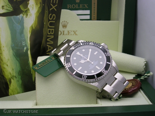 ROLEX SUBMARINER 14060M 2009 DSCN6930_1c7562.JPG