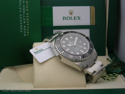 ROLEX SEADWELLER 116600 2016 DSCN6944_1bdae3.JPG