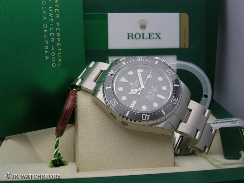 ROLEX SEADWELLER 116600 2014 NOS DSCN7505_e6701e.JPG