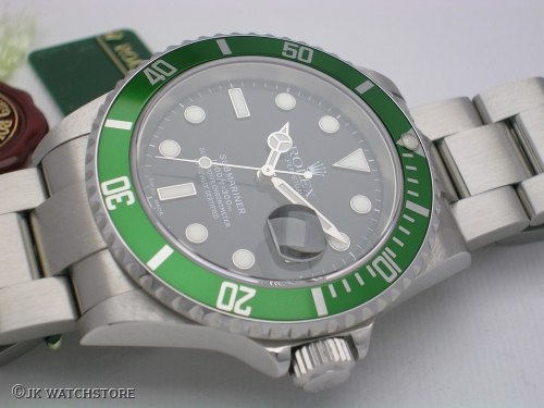 ROLEX SUBMARINER 16610LV 2005 DSCN7520_192996.JPG