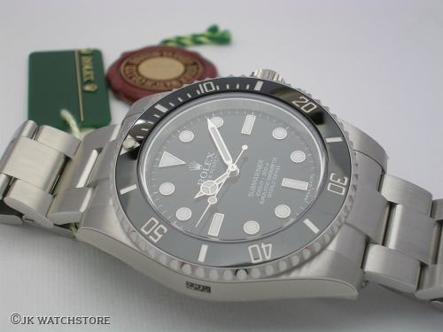 ROLEX SUBMARINER 114060 2015 DSCN7538_d5e2fb.JPG