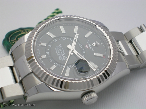 ROLEX SKYDWELLER 326934 2018 BLACK DIAL DSCN7820_bdb7e6.JPG