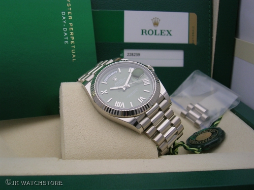 ROLEX DAY-DATE 40MM 228239 2016 DSCN7910_130e17.JPG