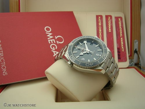 OMEGA SEAMASTER PLANET OCEAN 600M 21530.44210.3001 DSCN8357_6b1ba2.JPG