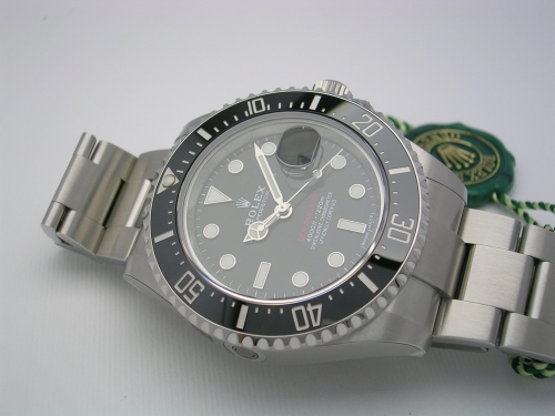 ROLEX SEADWELLER RED 126600 2018 DSCN8525_e02c68.JPG