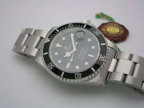 ROLEX SUBMARINER 16610 1995 TRITIUM DSCN9703_a088a5.JPG