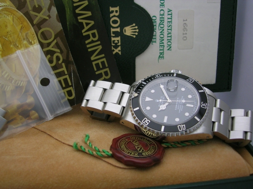 ROLEX SUBMARINER 16610 1995 TRITIUM DSCN9714_a2b23a.JPG