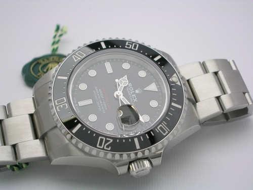 ROLEX SEADWELLER RED 126600 2019 DSCN9998_fdd975.JPG