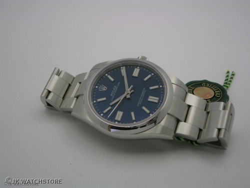ROLEX OYSTER-PERPETUAL 41MM 124300 BLUE DIAL 2024 opp1_e0aac5.JPG