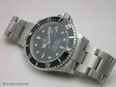 ROLEX SUBMARINER 16610 2004