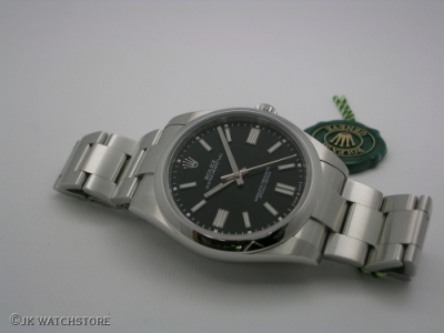 ROLEX OYSTER-PERPETUAL 41MM 124300 BLACK DIAL 2022