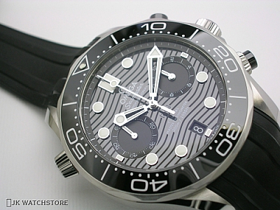OMEGA SEAMASTER Diver 300M Co Axial Master Chronometer Chronograph 44 mm